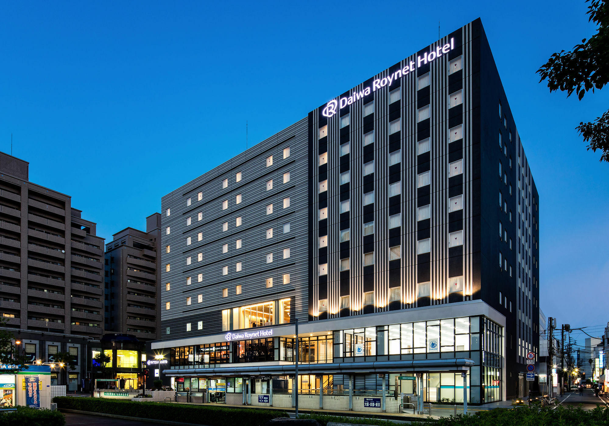 Daiwa Roynet Hotel Tokushima Ekimae מראה חיצוני תמונה